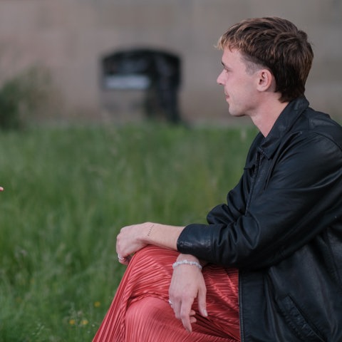 Felix Jaehn im Interview mit Festivalreporterin Cora auf der SWR Sommerfestival in Stuttgart. (Foto: SWR, Markus Palmer)