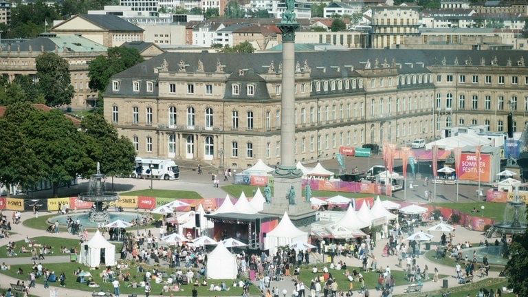 Der Schlossplatz in Stuttgart von oben. (Foto: SWR, Markus Palmer) Der Schlossplatz in Stuttgart von oben.