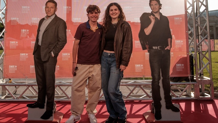 Die ersten Gäste finden sich zur großen SWR Tatort Premiere „Vergebung“ ein. (Foto: SWR, Markus Palmer) Die ersten Gäste finden sich zur großen SWR Tatort Premiere „Vergebung“ ein.