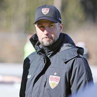 Sebastian Hoeneß (Trainer VfB Stuttgart) verlängert Vertrag vorzeitig