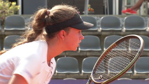 Tennistalent Amy Waschulewski bei den Deutschen Jugend-Meisterschaften in Ludwigshafen. (Foto: SWR)