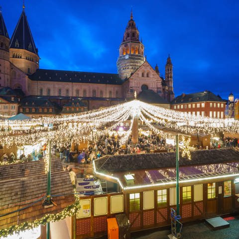 Weihnachtsmarkt Mainz (Foto: picture-alliance / Reportdienste, Andreas Arnold)