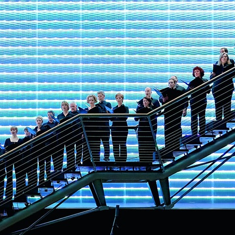 Aufführung vor Lichtkunst (Foto: SWR, SWR - Alexander Kluge)