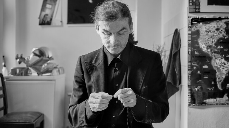 Der Knotenkünstler Jens Risch (Foto: Jörg Baumann)