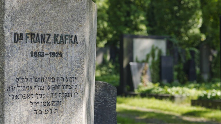 Grabstein von Franz Kafka (Foto: IMAGO,  imagebroker)
