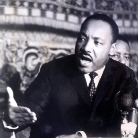 Bürgerrechtler Martin Luther King (1929-1968) bei der Verleihung des Friedensnobelpreises 1964. (Foto: picture-alliance / Reportdienste, Heritage-Images)