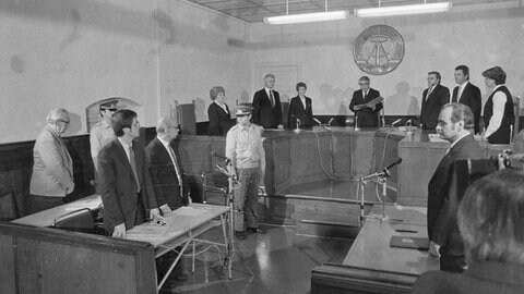 Heinz Barth im Gerichtssaal (Foto: Stasi-Unterlagen-Archiv / Maximilian Schönherr)
