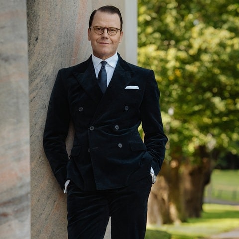 Der schwedische Palast veröffentlicht neue Fotos von Prinz Daniel anlässlich seines 50. Geburtstags am 15. September. (Foto: Pressestelle, Clément Morin/The Royal Court of Sweden) Der schwedische Palast veröffentlicht neue Fotos von Prinz Daniel anlässlich seines 50. Geburtstags am 15. September.
