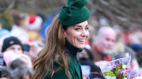 Prinzessin Kate feiert am 9. Januar ihren 43. Geburtstag zusammen mit Prinz William, ihren Kindern George, Charlotte und Louis und ihren Eltern. (Foto: IMAGO, IMAGO / Spotlight Royal) Prinzessin Kate feiert am 9. Januar ihren 43. Geburtstag zusammen mit Prinz William, ihren Kindern George, Charlotte und Louis und ihren Eltern.