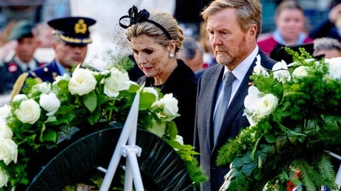 Königin Máxima und König Willem-Alexander der Niederlande bei einer Gedenkfeier in Amsterdam. (Foto: IMAGO, PPE) Königin Máxima und König Willem-Alexander der Niederlande bei einer Gedenkfeier in Amsterdam.