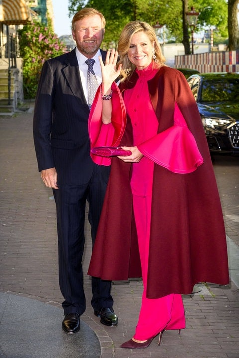 König Willem-Alexander und Königin Máxima besuchen am Nationalen Befreiungstag ein Konzert. (Foto: Getty Images, Bruno Press/ABACAPRESS) König Willem-Alexander und Königin Máxima besuchen am Nationalen Befreiungstag ein Konzert.