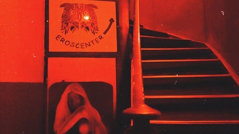 Die Treppe zum Oberstübchen in der Kult-Kneipe Uhu Bar in Stuttgart (Foto: Bleona Blakaj) Die Treppe zum Oberstübchen in der Kult-Kneipe Uhu Bar in Stuttgart