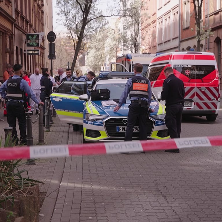 In der Innenstadt von Ludwigshafen wurde ein Toter am Rand einer Straße gefunden.  (Foto: SWR)