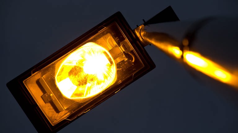 Dine LED-Straßenlaterne, die im Dunklen leuchtet