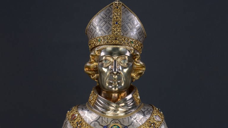 Ein Kopfreliquiar des Heiligen Paulinus ist im Museum am Dom ausgestellt. (Foto: SWR)