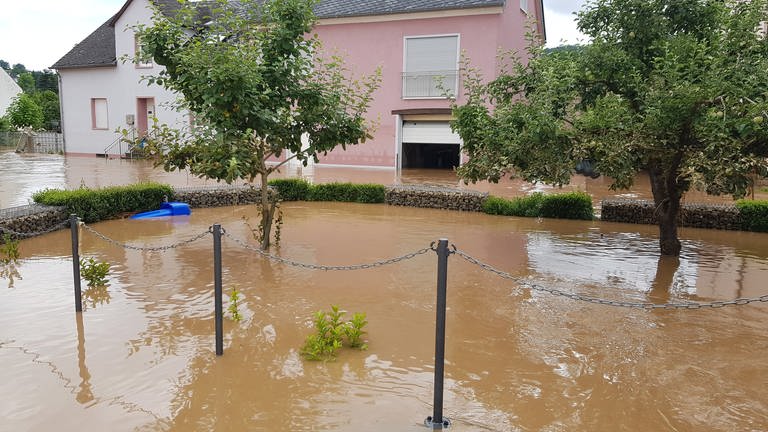 Das Juli-Hochwasser 2021: In Irrel waren ganze Straßen geflutet.