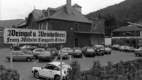 Die Weinkellerei Langguth Erben in Traben-Trarbach soll nach einer Übernahme durch ein französisches Unternehmen geschlossen werden. 