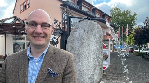 Professor Henrik Te Heesen ist Physiker. Der Wissenschaftler lehrt und forscht im Fach Umwelttechnik am Campus in Birkenfeld. (Foto: SWR, Christian Altmayer ) Professor Henrik Te Heesen ist Physiker. Der Wissenschaftler lehrt und forscht im Fach Umwelttechnik am Campus in Birkenfeld.