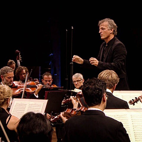 Jean-Christophe Spinosi dirigiert (Foto: SWR)