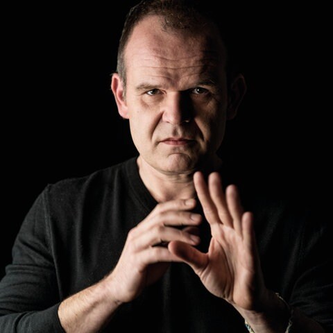 Der Dirigent François-Xavier Roth (Foto: Holger Talinski)