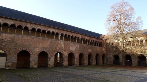 Der Brunnenhof in Trier