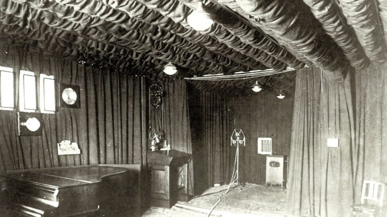 Sende- und Vortragsraum im Jahr 1925