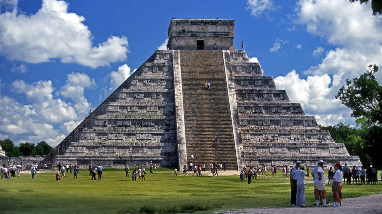 Pyramide des Kukulcán in Chichén-Itzá  Mexiko (Foto: IMAGO, imago images / blickwinkel)