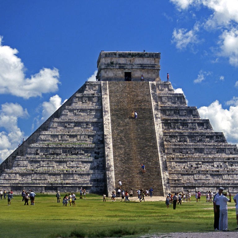 Pyramide des Kukulcán in Chichén-Itzá  Mexiko
