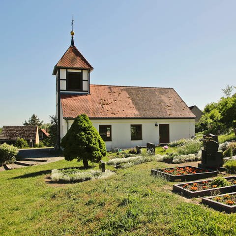 Kirche des Ortes Stützkow in Brandenburg (Foto: IMAGO, Reiner Zensen via www.imago-images.de)